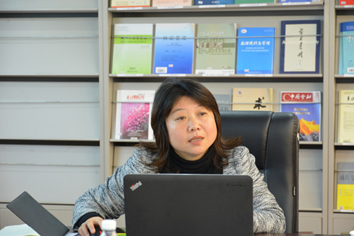 江晓云副经理介绍学校开展审核评估工作主要做法